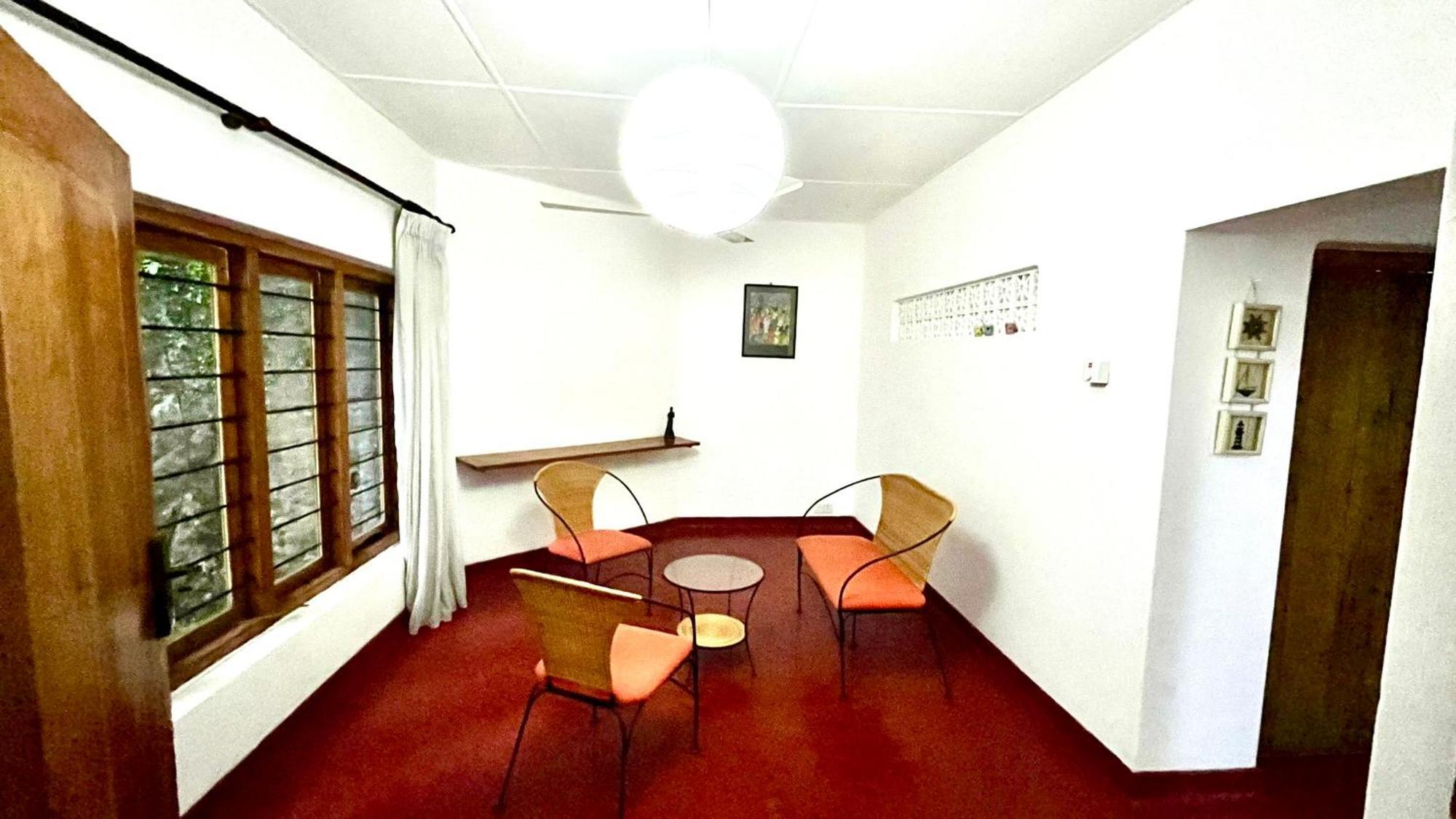 Pearl House بيت ضيافة كاندي